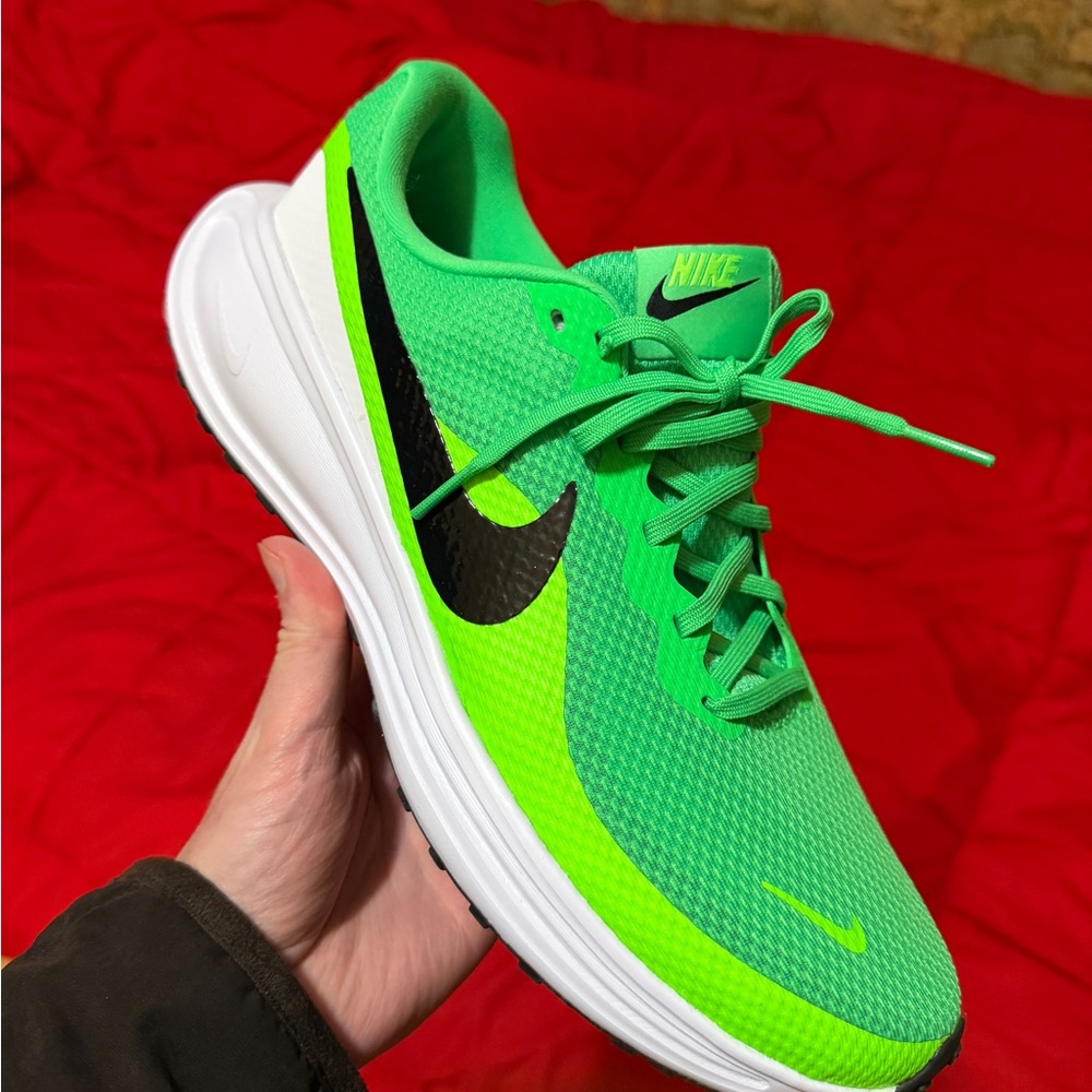 Nike Neon Green and Black Sneakers - Picture 1 of 5